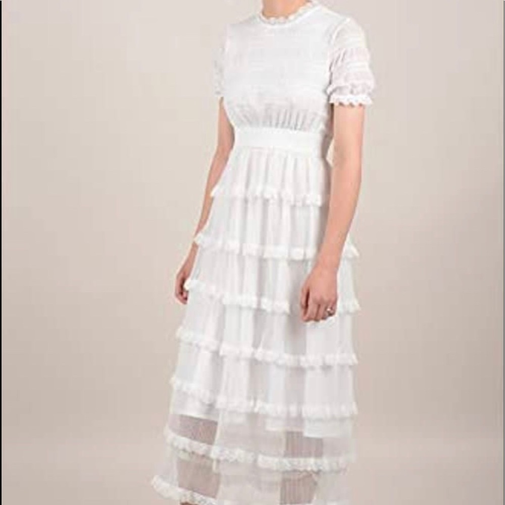 Molly Bracken Lili Sidonio Long Lace Dress